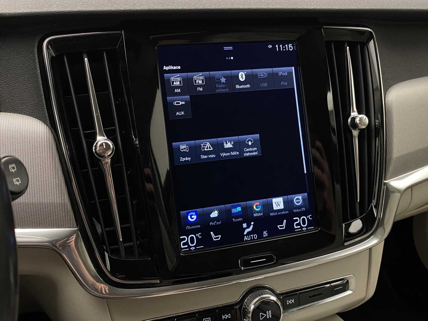 Volvo V90