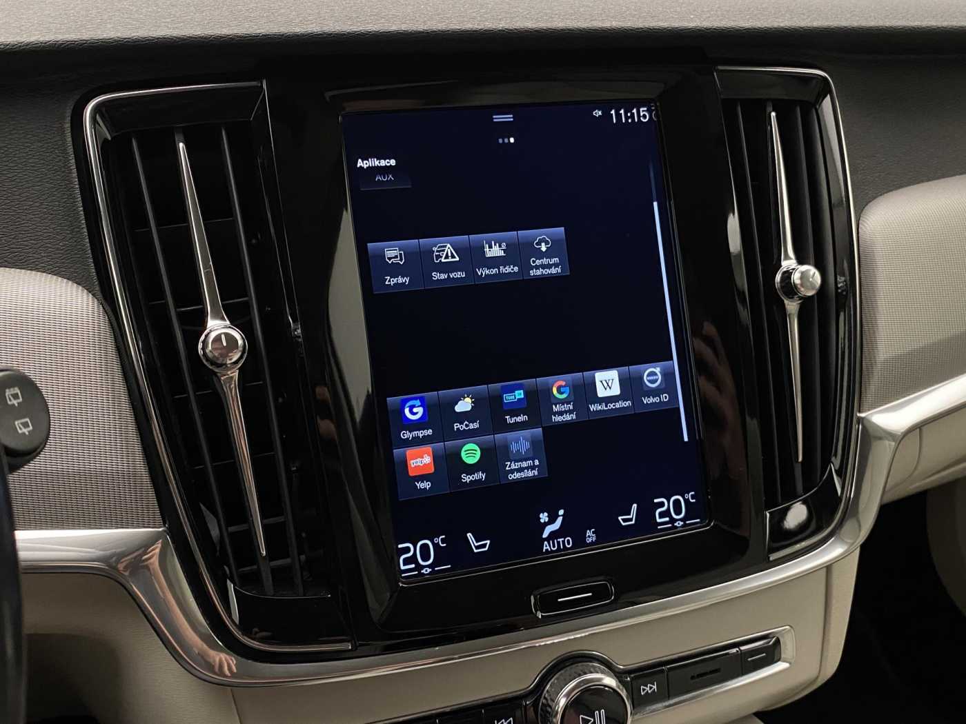 Volvo V90