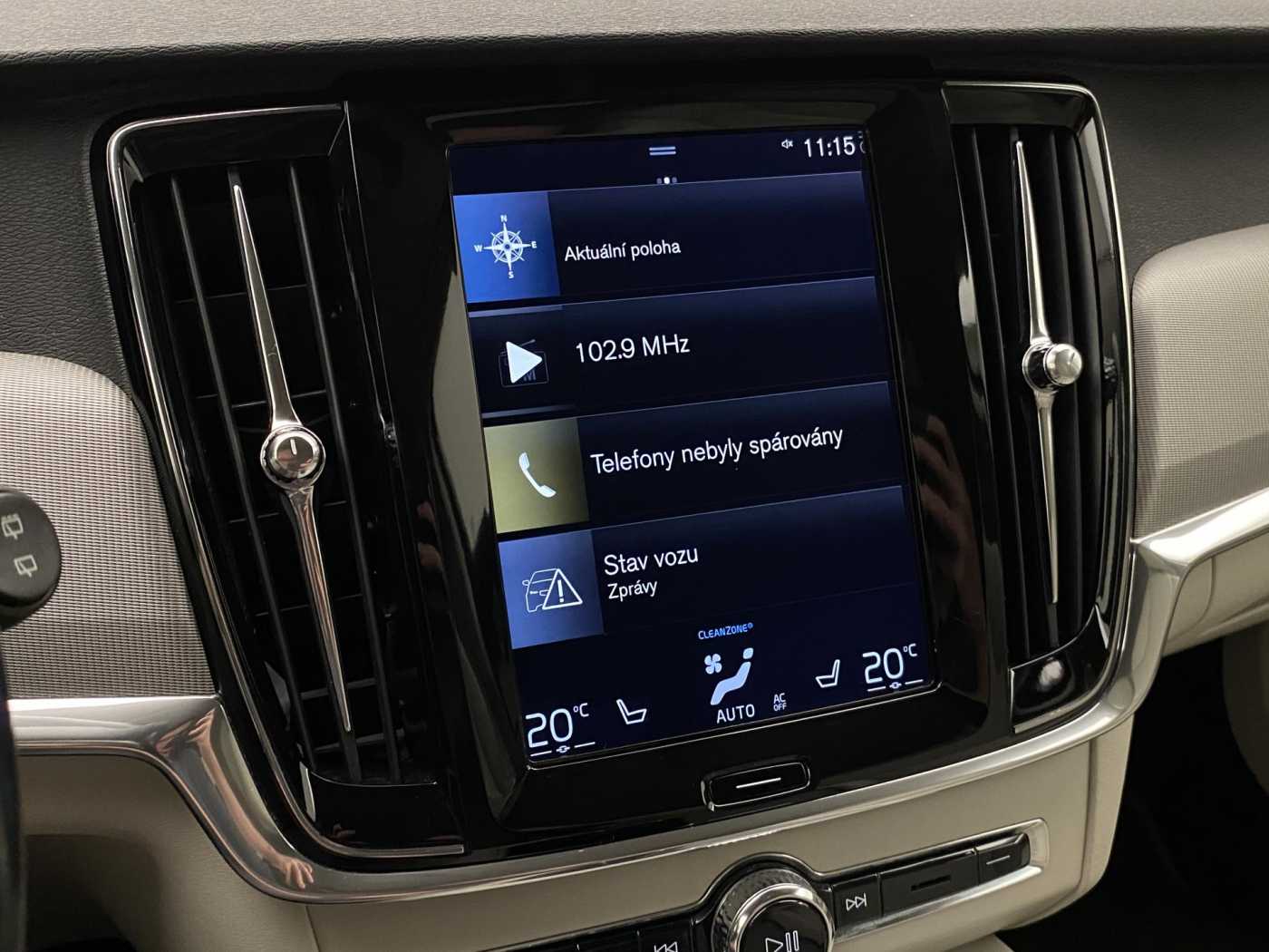 Volvo V90