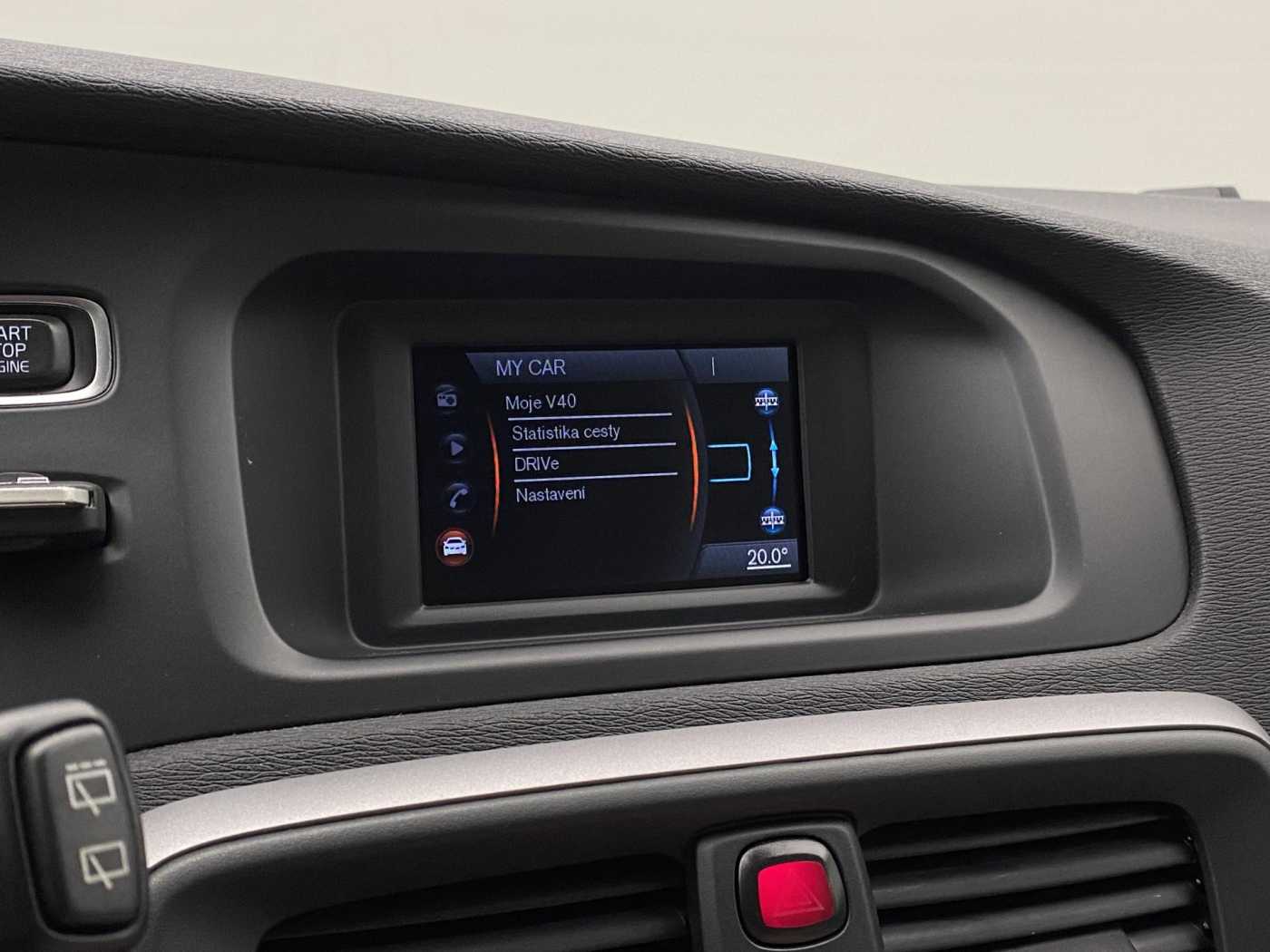 Volvo V40