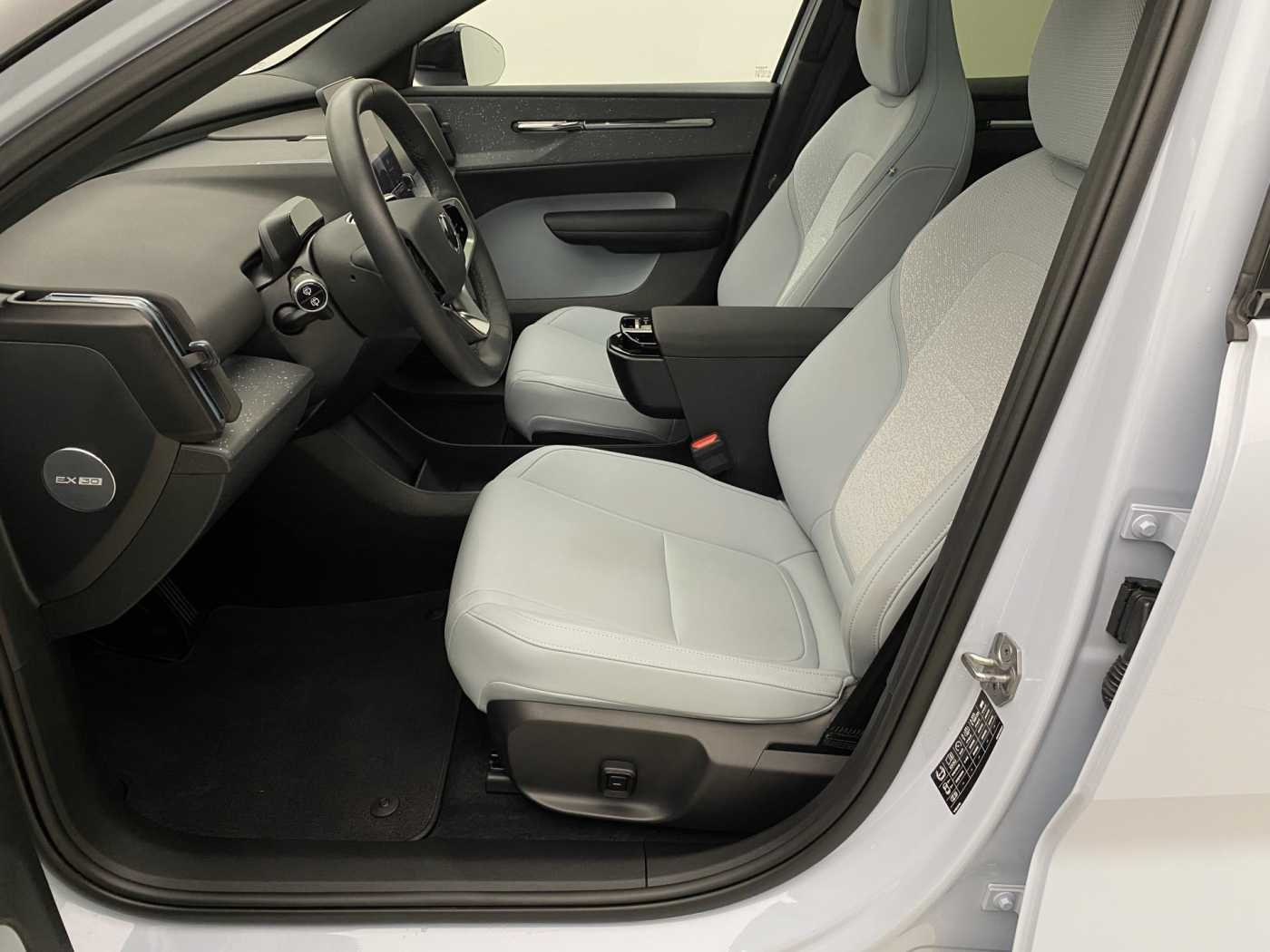 Volvo EX30