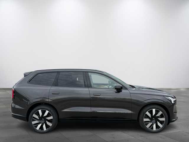 Volvo EX90