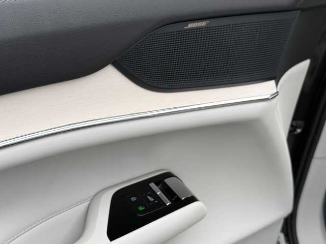 Volvo EX90