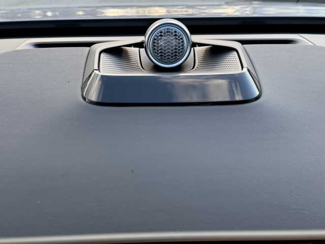 Volvo ES90