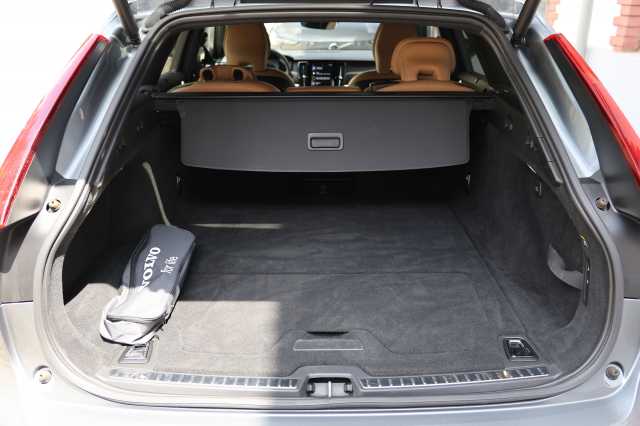 Volvo V90 Cross Country