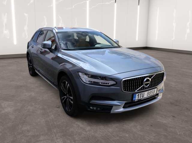 Volvo V90 Cross Country