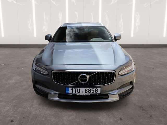 Volvo V90 Cross Country