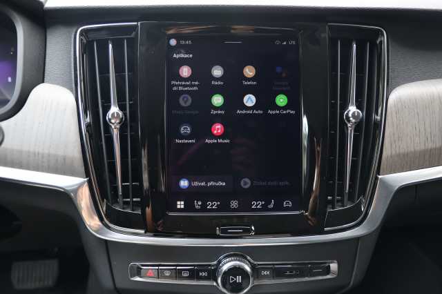 Volvo V90 Cross Country