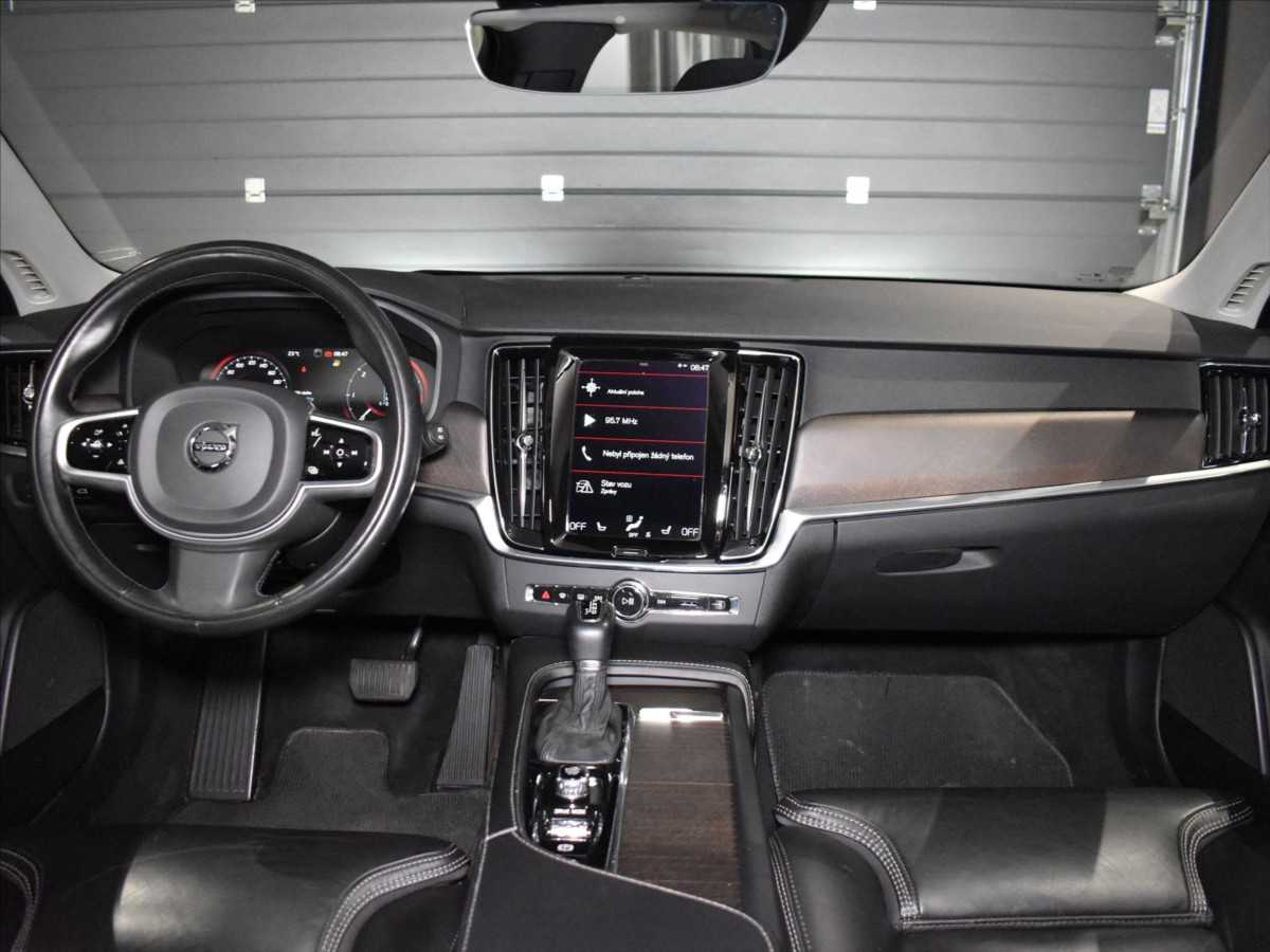 Volvo V90 Cross Country