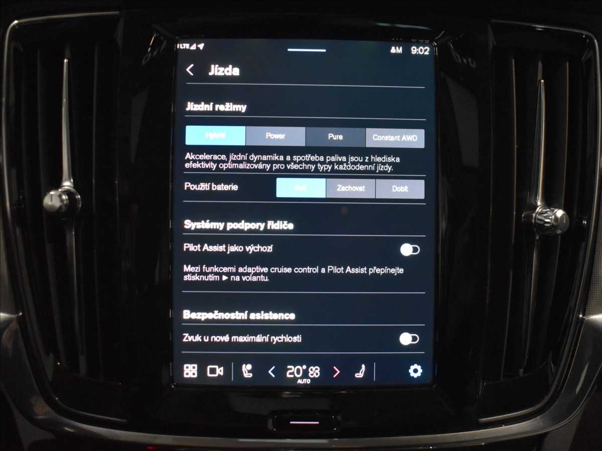 Volvo V90