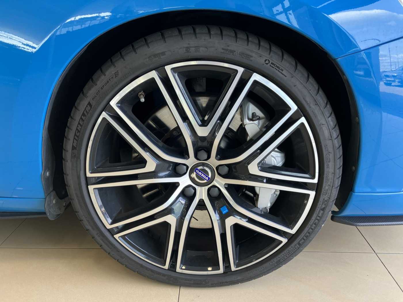 Volvo V60 Polestar