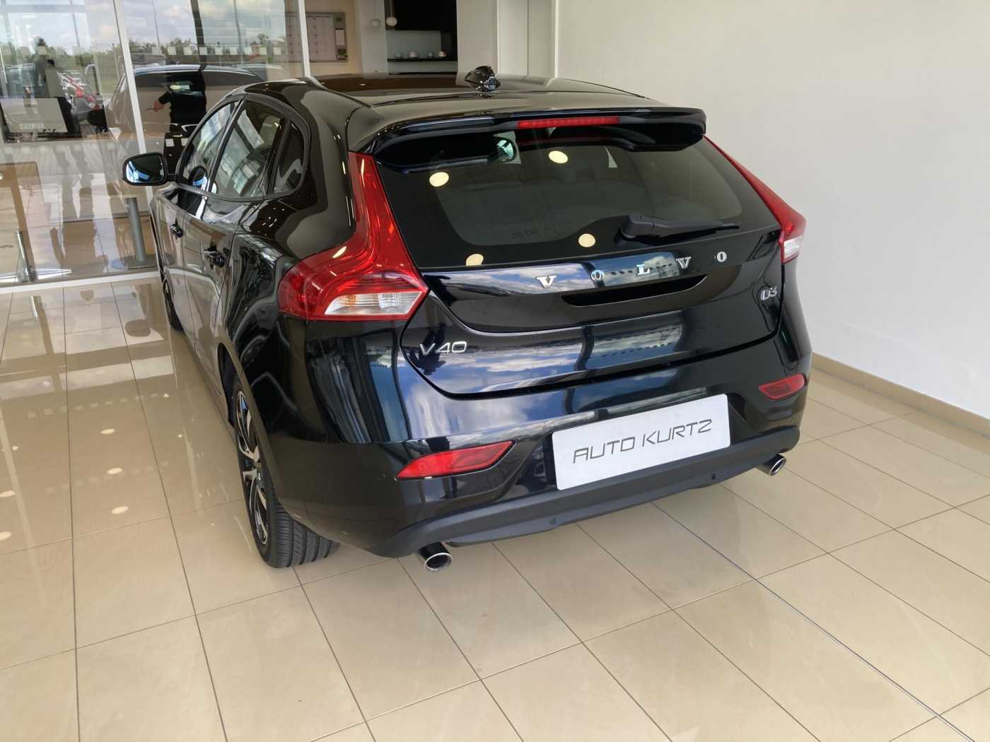 Volvo V40
