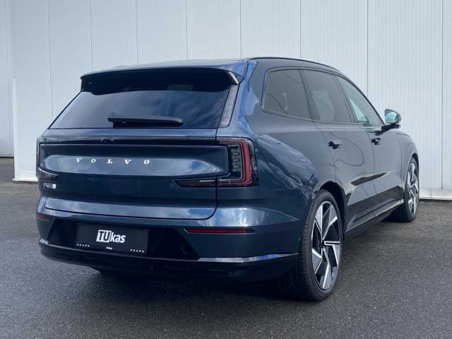 Volvo EX90