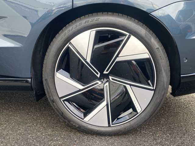 Volvo EX90