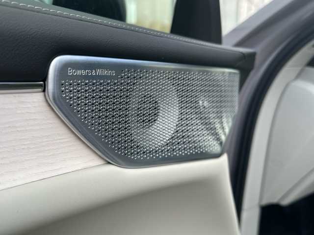 Volvo ES90