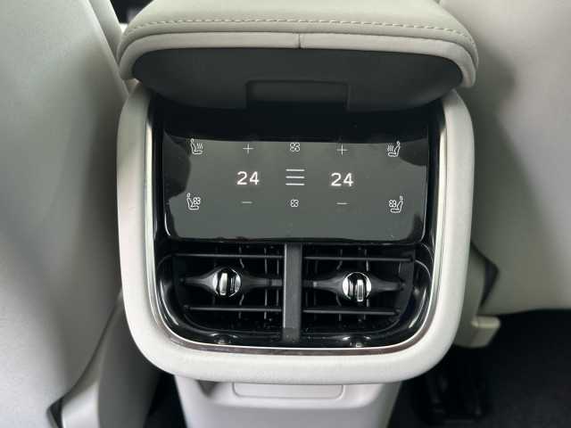 Volvo ES90