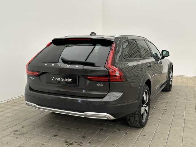 Volvo V90 Cross Country