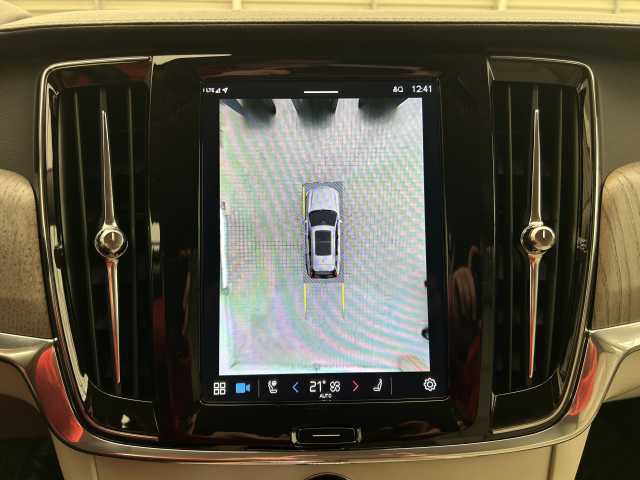 Volvo V90 Cross Country