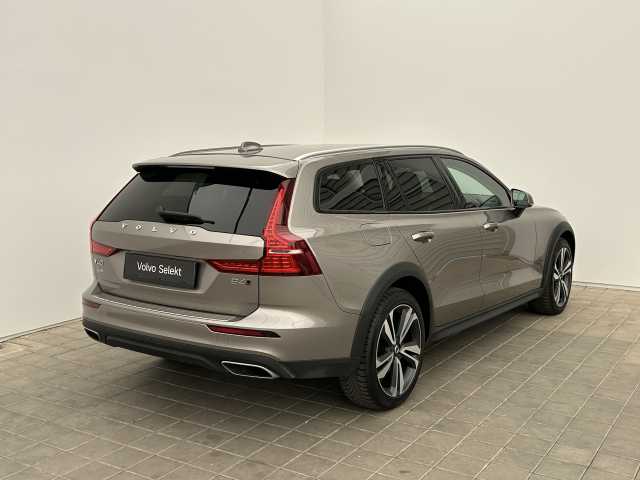 Volvo V60 Cross Country