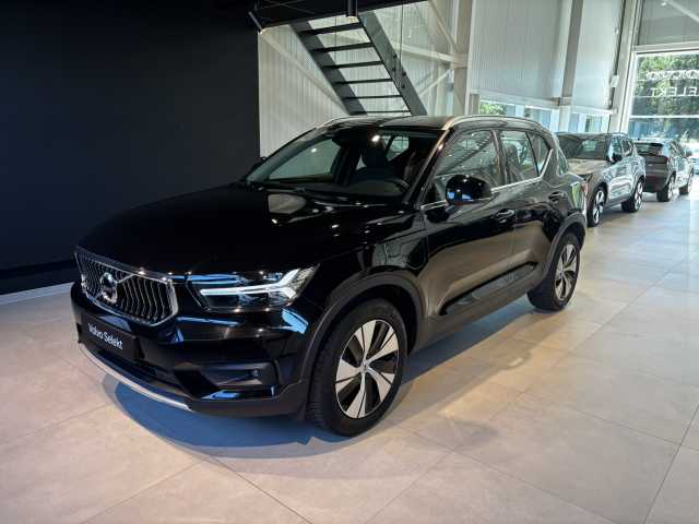 XC40 in Onyx Black