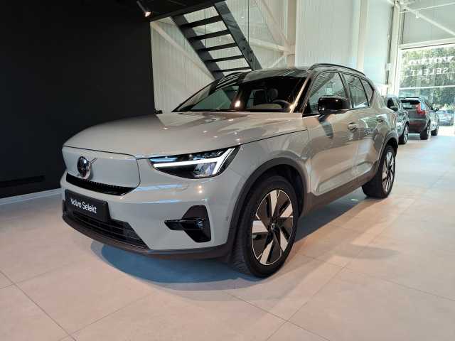 XC40 in Sage Green
