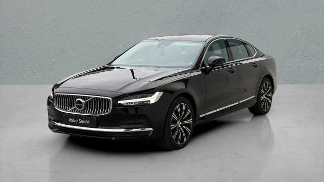 S90 in Onyx Black