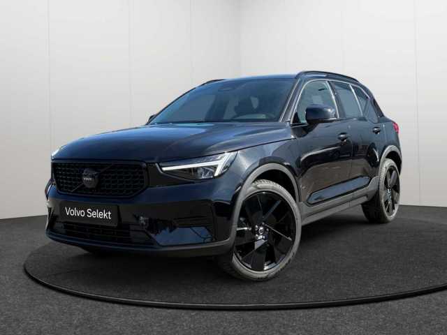 XC40 in Onyx Black