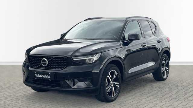 XC40 in Onyx Black
