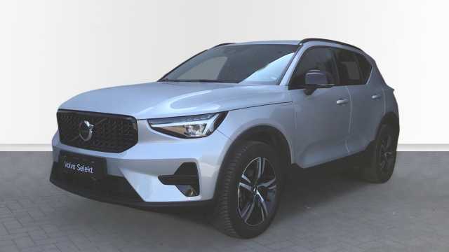 XC40 in Silver Dawn
