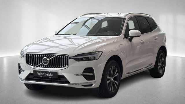 XC60 in Crystal White