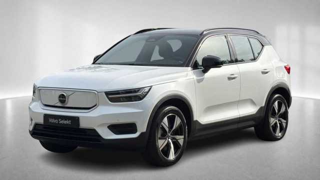 XC40 in Crystal White