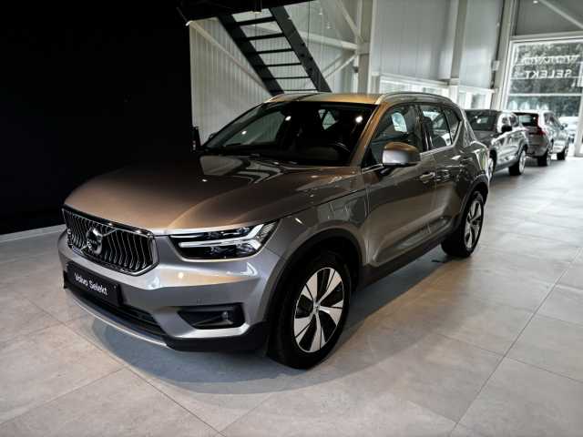 XC40 in Pebble Grey