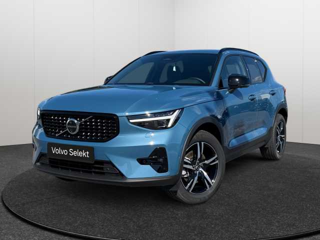XC40 in Fjord Blue