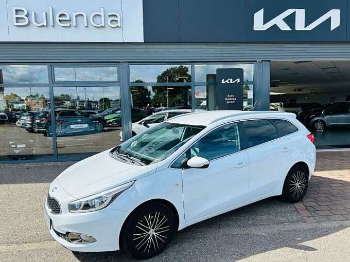 Kia Ceed SW / cee'd SW Ceed Sportswagon Dream Team 1.4 NAVI