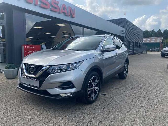 Nissan Qashqai N-Way, 8-fach, abn AHK, Navi