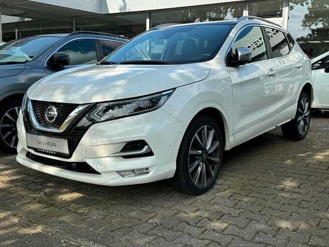 Nissan Qashqai 1,7 Tekna+ 4x4 Automatik