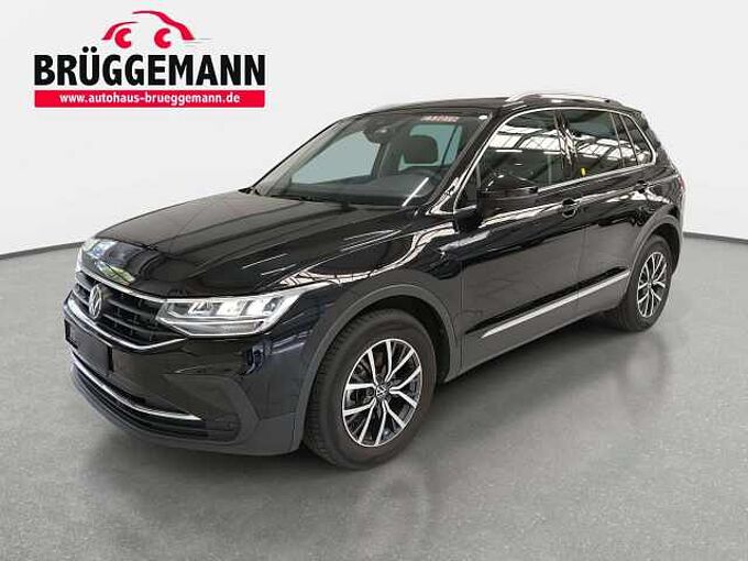 Volkswagen Tiguan TIGUAN 1.5 TSI DSG LIFE NAVI LED WINTER EHECKKLAPP