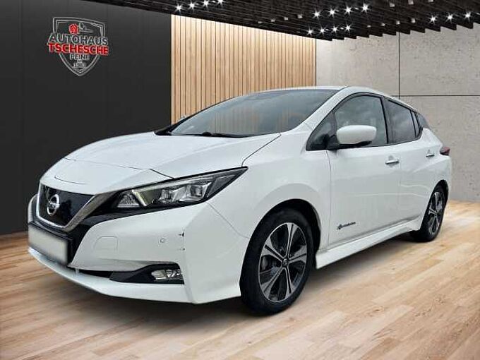 Nissan Leaf Tekna 40kw/h *HU NEU* LAGER*