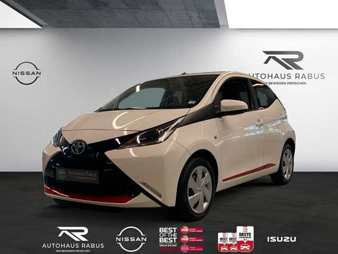 Toyota Aygo 1.0 x Bluetooth ZV Radio