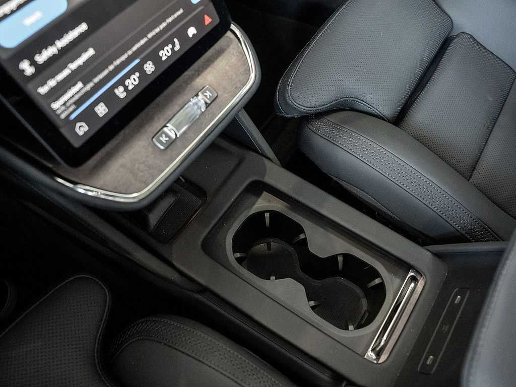 Volvo ES90 – Bild 18