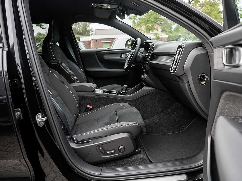 Volvo EX40 – Bild 2