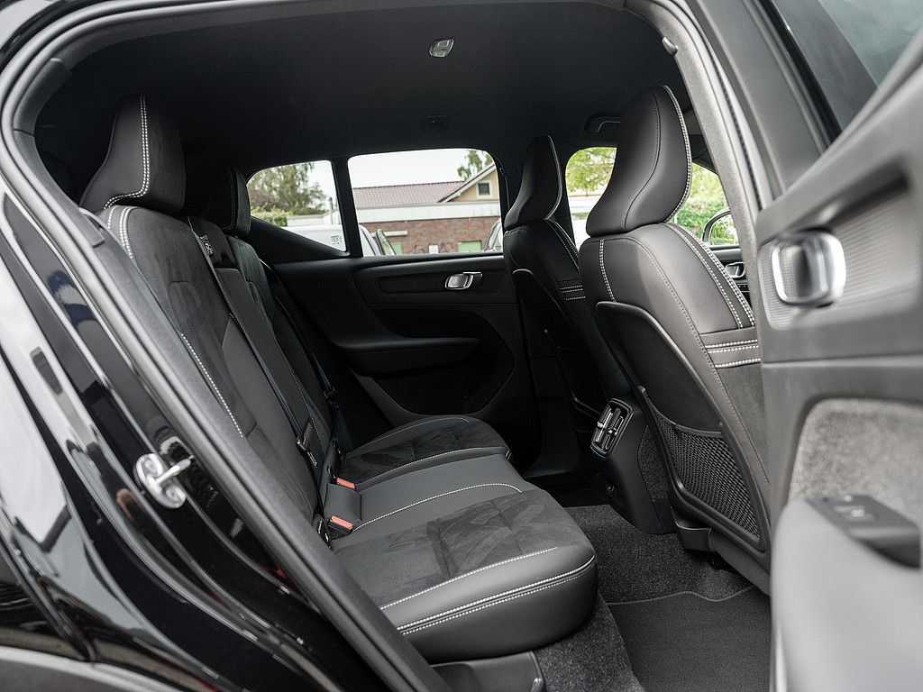 Volvo EX40 – Bild 4