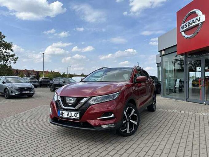 Nissan Qashqai 1.6 DIG-T Tekna /LED/PANO/BOSE