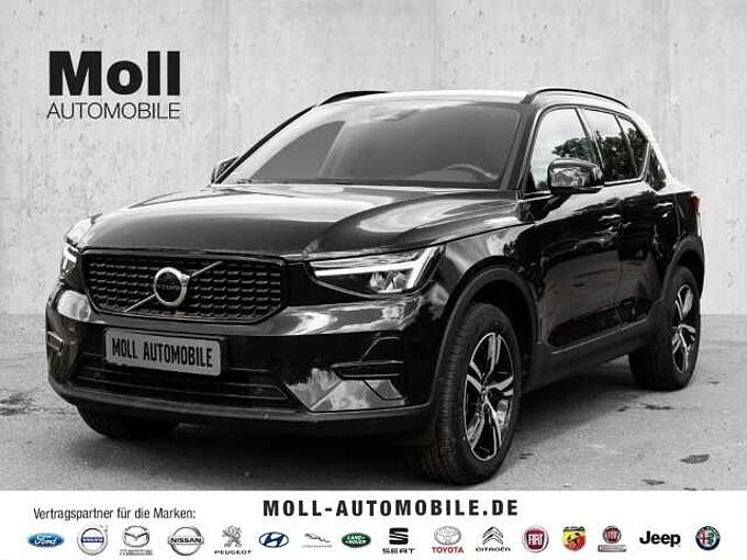 Volvo XC40 Plus Dark 2WD B3 EU6d Navi digitales Cockpit Memory Sitze Soundsystem HarmanKard