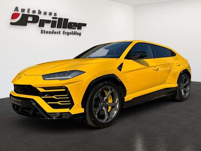 Lamborghini Urus *AKRAPOVIC/PANO/MASSAGE/SENSONUM-SOUND*