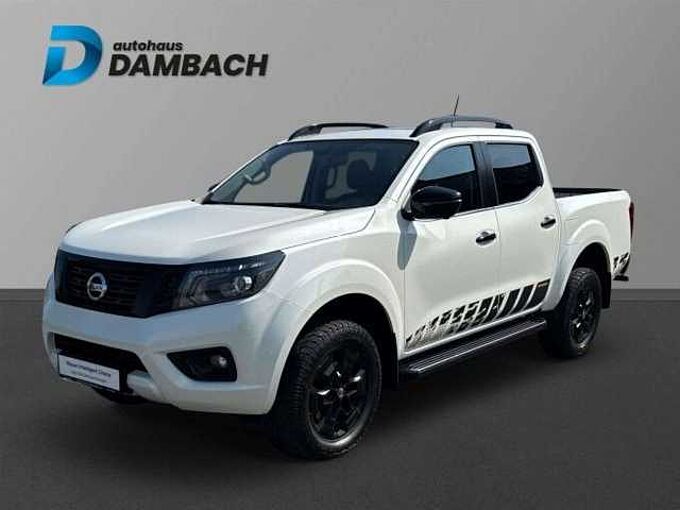 Nissan Navara NP300 N-Guard Double Cab 4x4