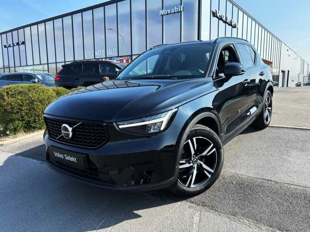 XC40 in Onyx Black