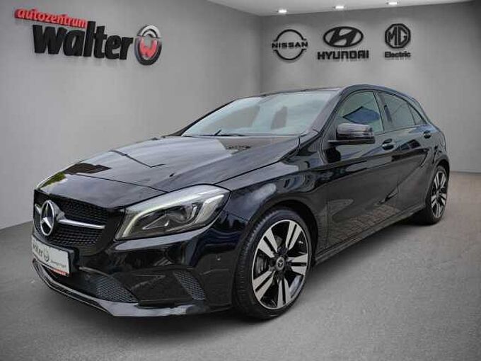 Mercedes-Benz A 160 Score 1.6L Night-Paket, Sitzheizung,