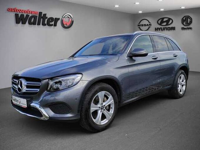 Mercedes-Benz GLC 250 d 4Matic, AHK, Navigation, Panoramadach, Kamera, LED