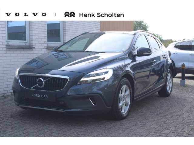 V40 Cross Country in Denim Blue